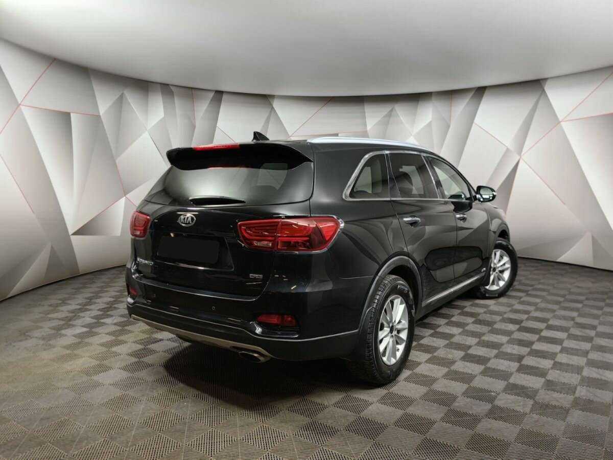 Kia Sorento с пробегом — 2019 год. Фото: #1