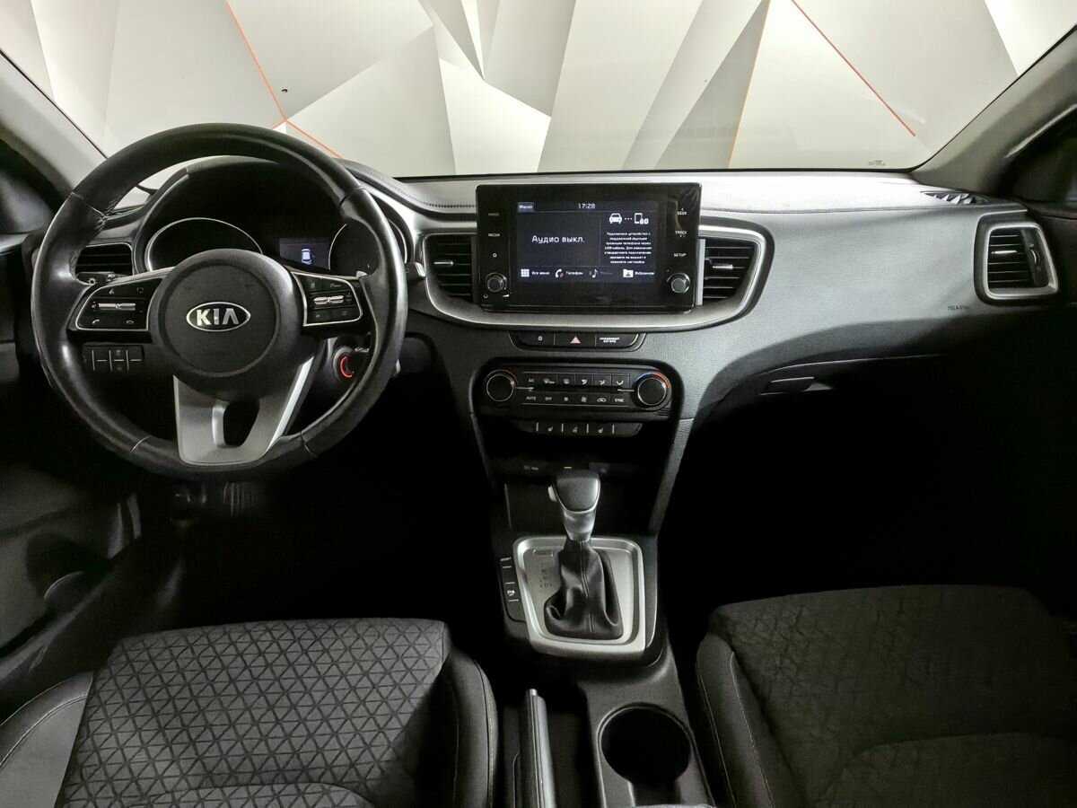Kia Ceed с пробегом — 2020 год. Фото: #9