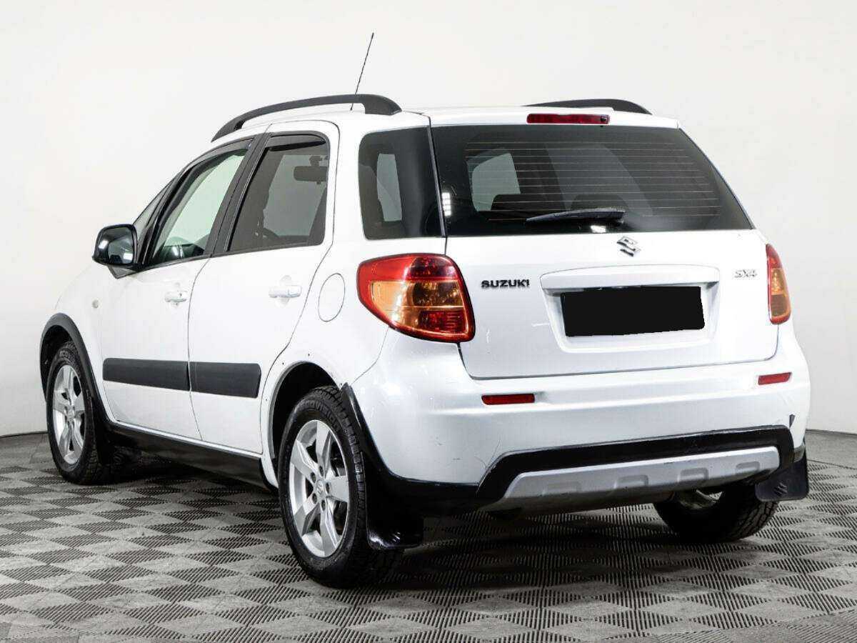 Suzuki SX4 с пробегом — 2013 год. Фото: #6