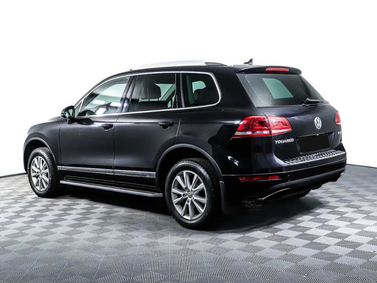 Volkswagen Touareg с пробегом — 2013 год. Фото: #6