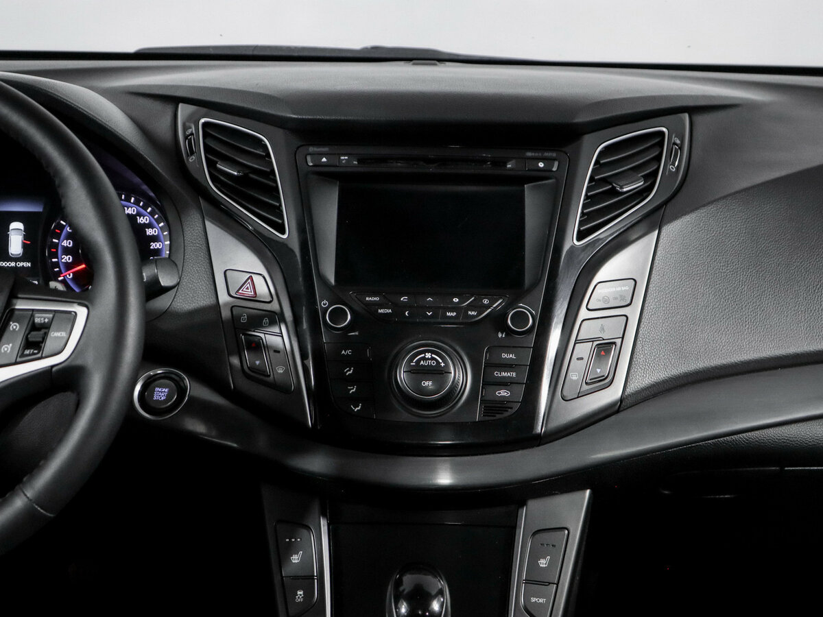 Hyundai i40 с пробегом — 2014 год. Фото: #10