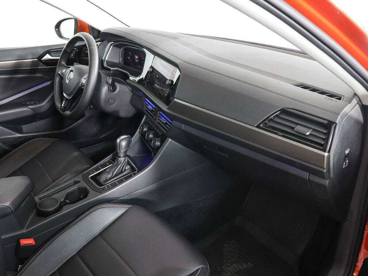 Volkswagen Jetta с пробегом — 2019 год. Фото: #9