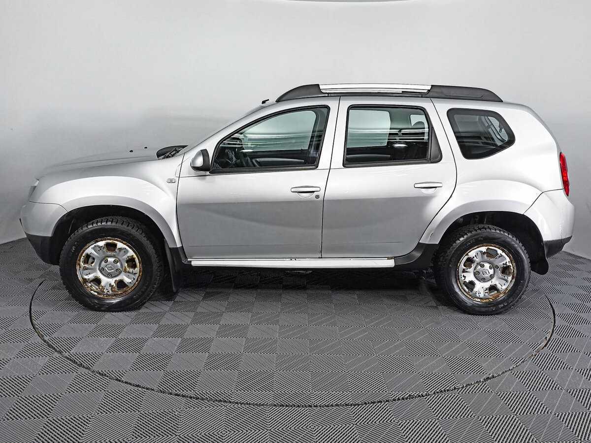Renault Duster с пробегом — 2013 год. Фото: #6