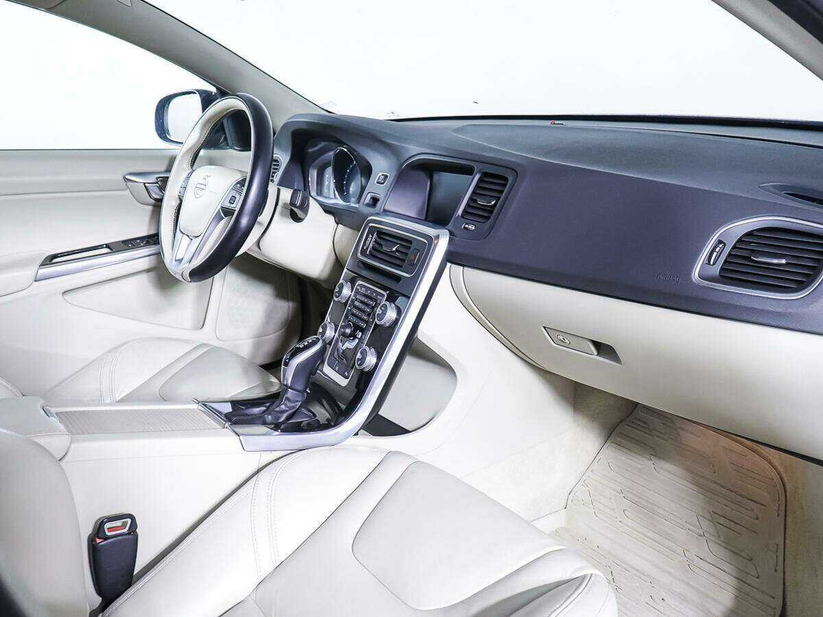 Volvo S60 с пробегом — 2014 год. Фото: #8