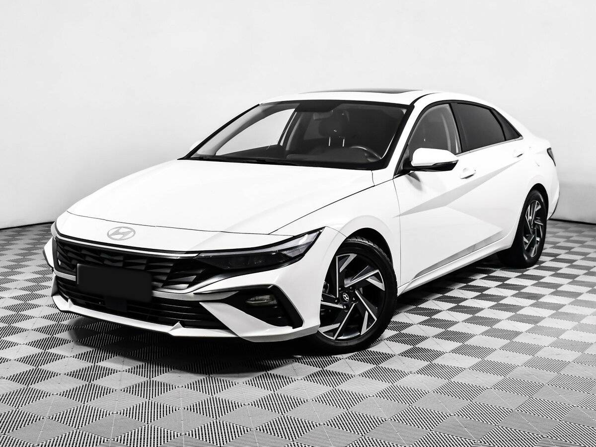 Hyundai Elantra с пробегом — 2023 год. Фото: #0