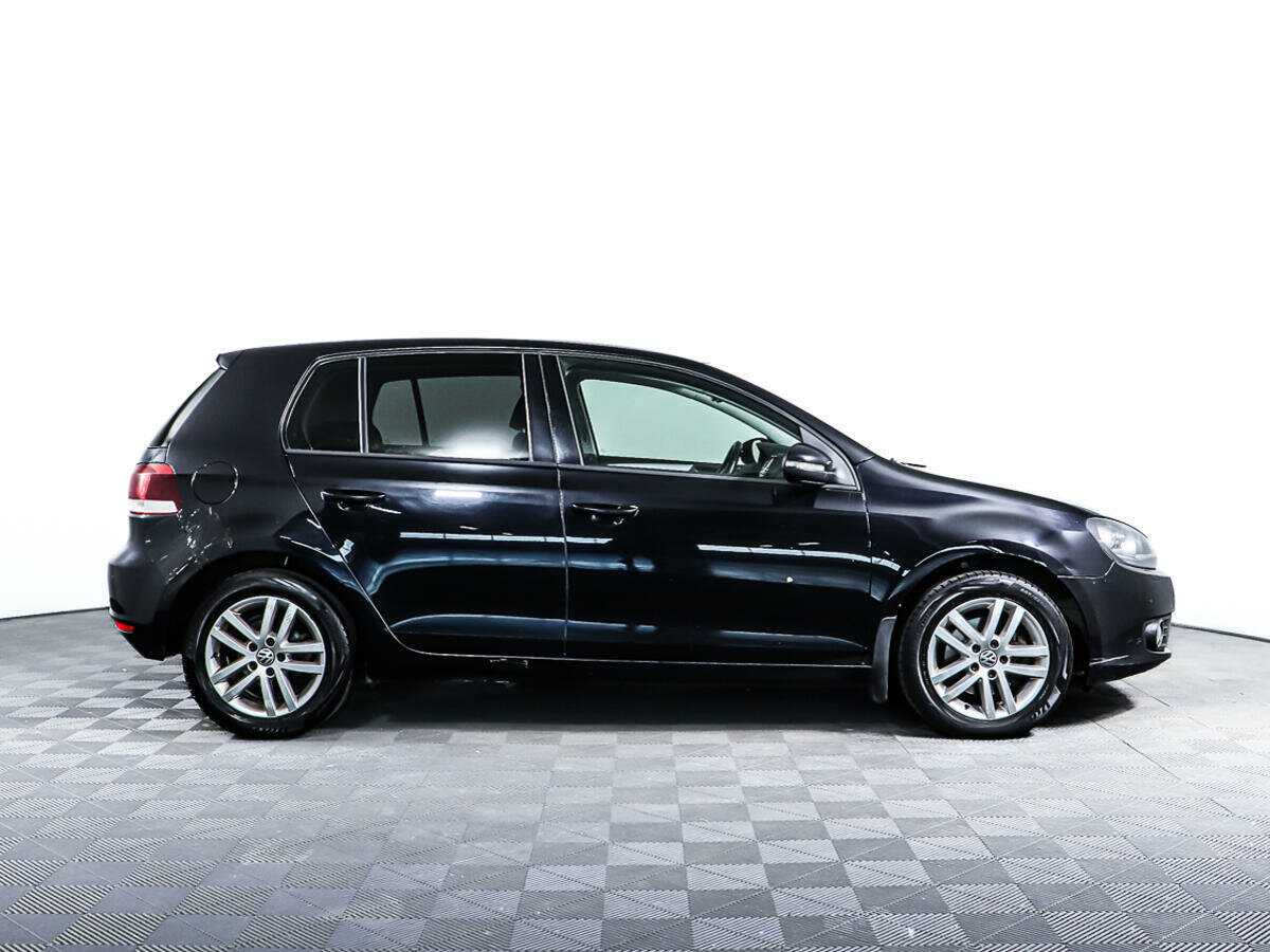Volkswagen Golf с пробегом — 2012 год. Фото: #1