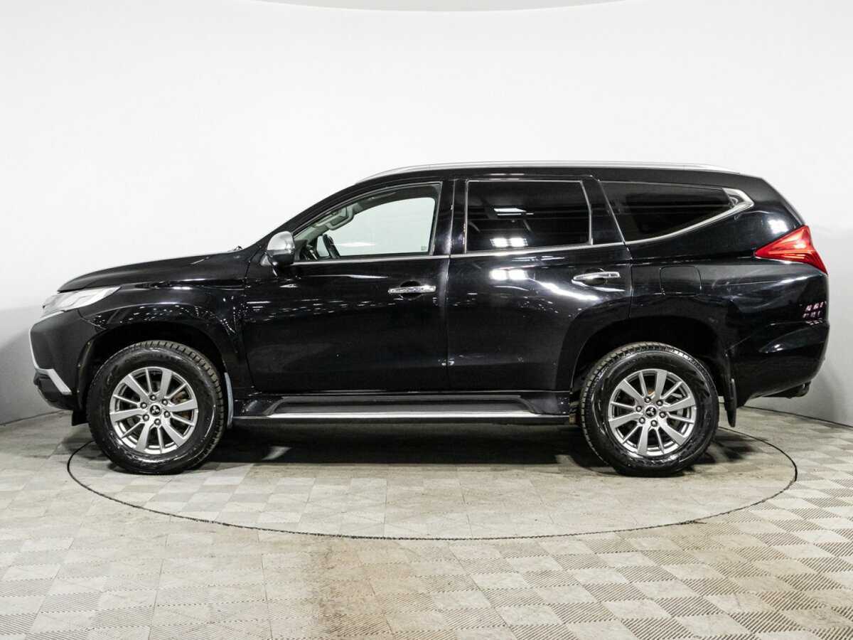 Mitsubishi Pajero Sport с пробегом — 2018 год. Фото: #7