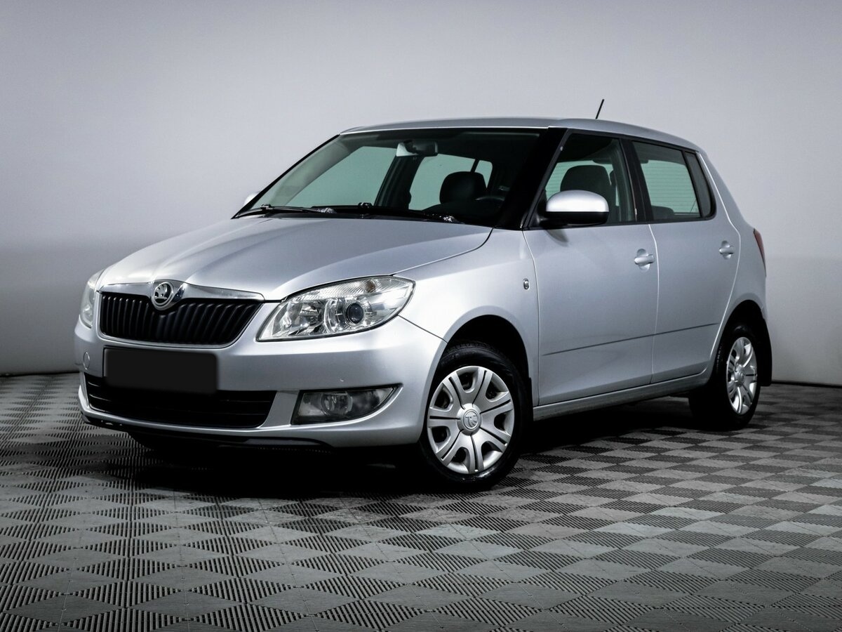 Skoda Fabia с пробегом — 2014 год. Фото: #0