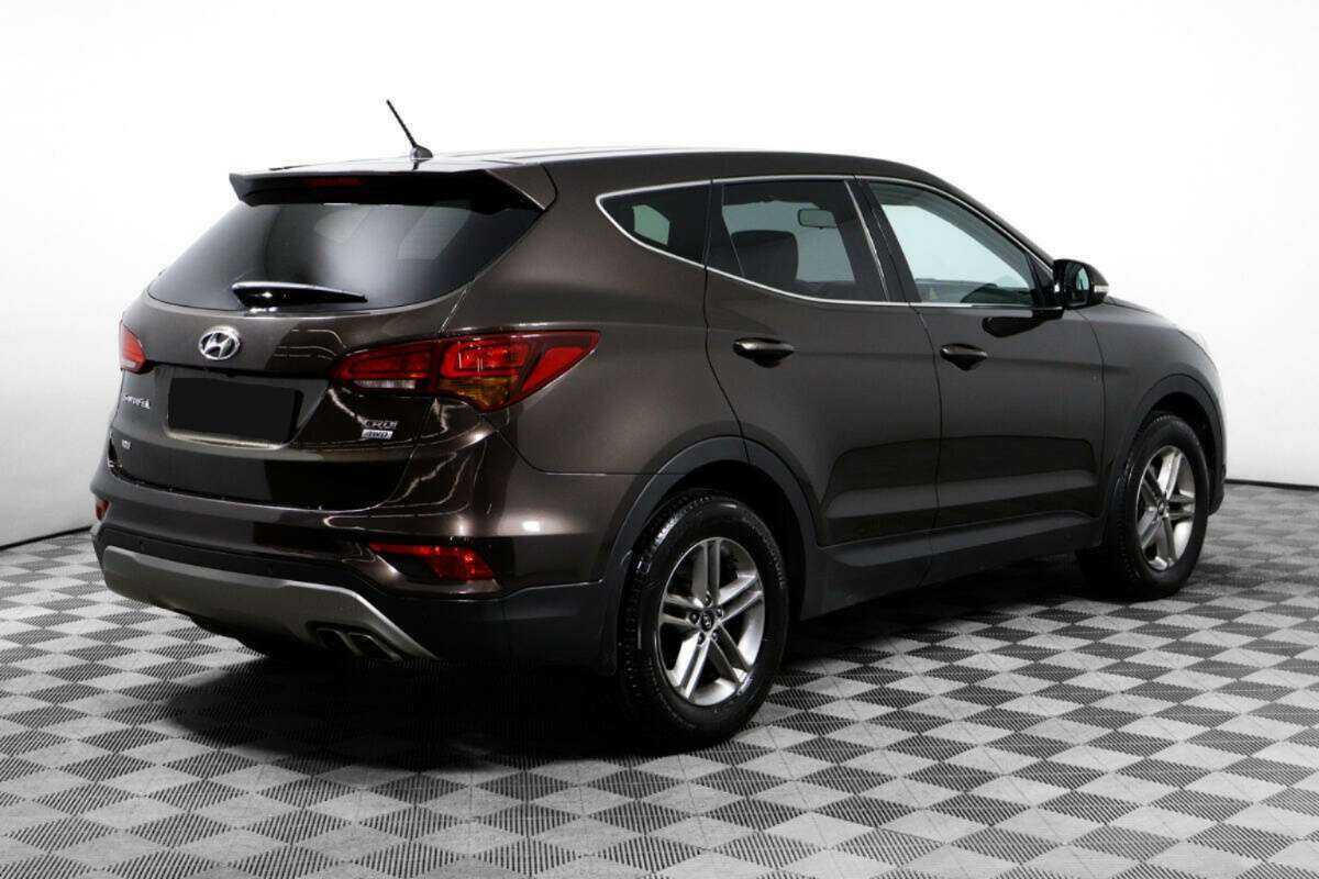 Hyundai Santa Fe с пробегом — 2016 год. Фото: #4