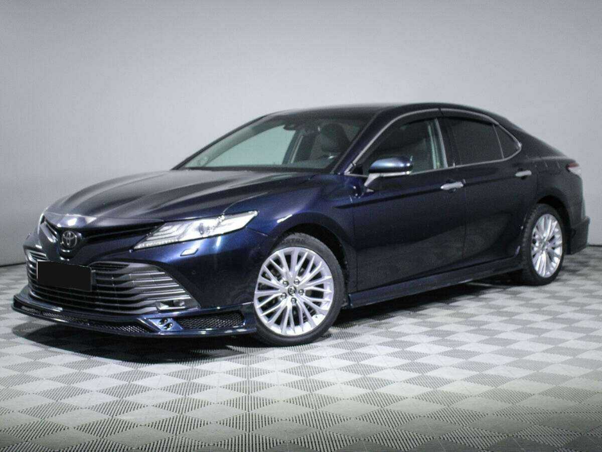 Toyota Camry с пробегом — 2018 год. Фото: #0
