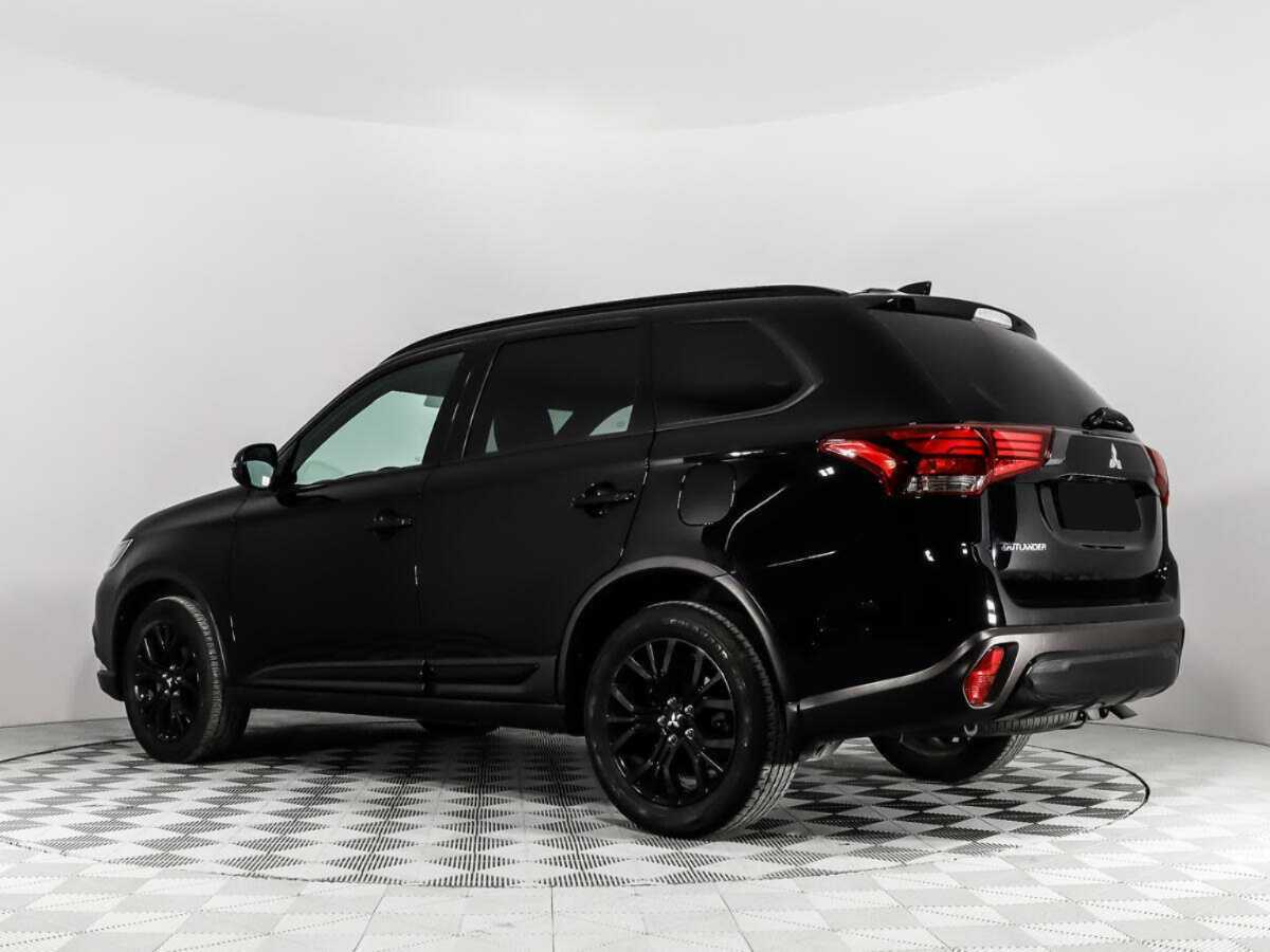Mitsubishi Outlander с пробегом — 2021 год. Фото: #6