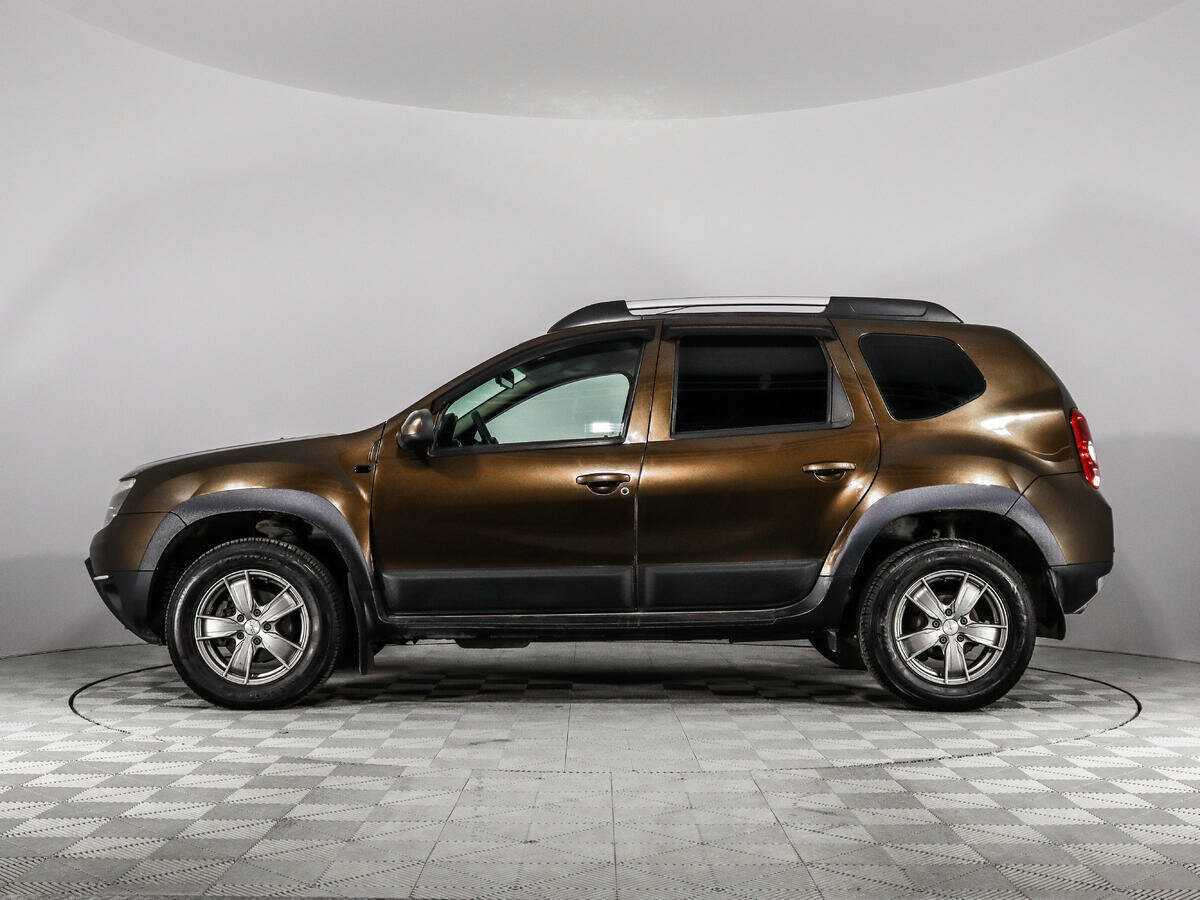 Renault Duster с пробегом — 2013 год. Фото: #7