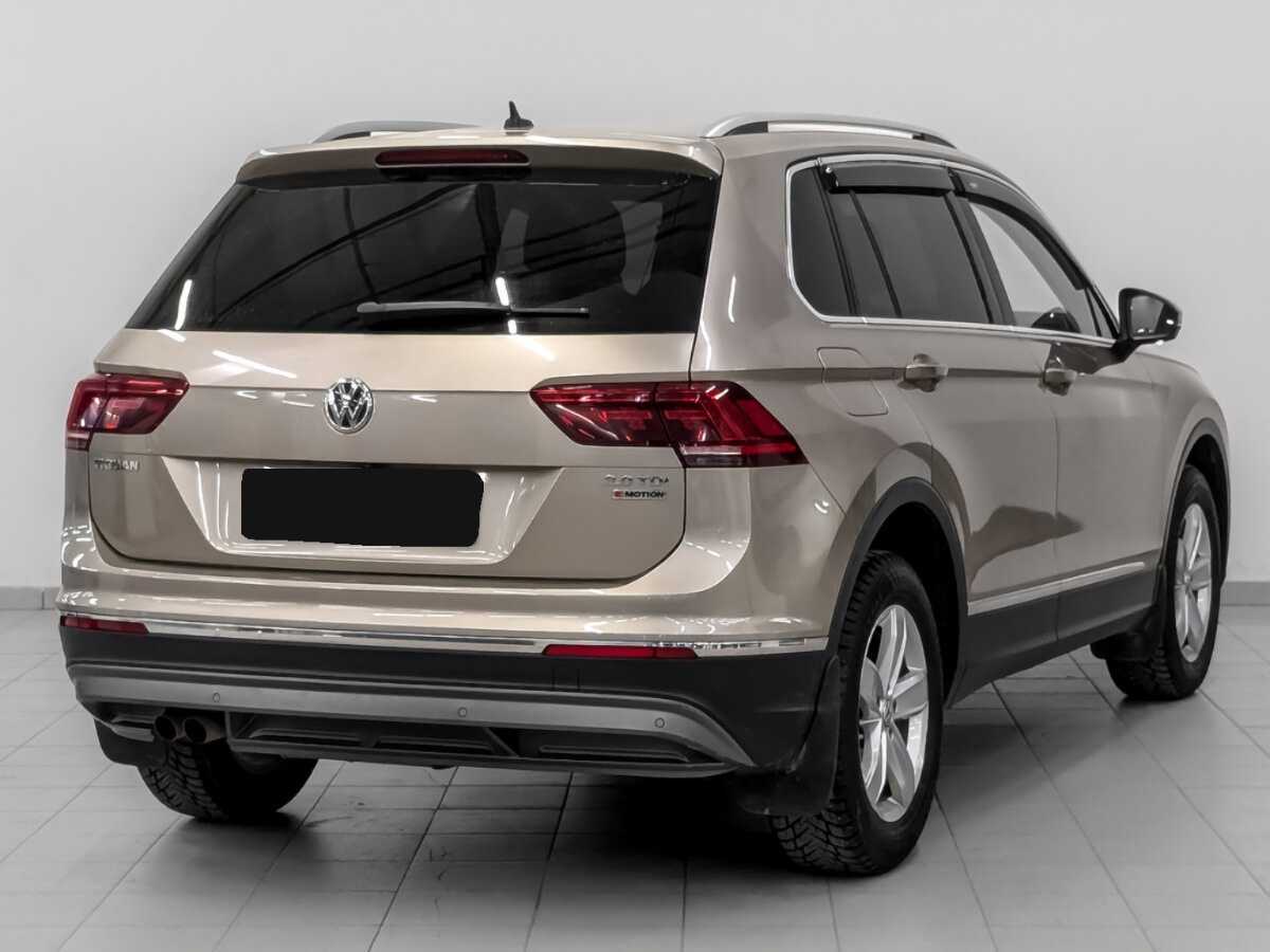Volkswagen Tiguan с пробегом — 2018 год. Фото: #4