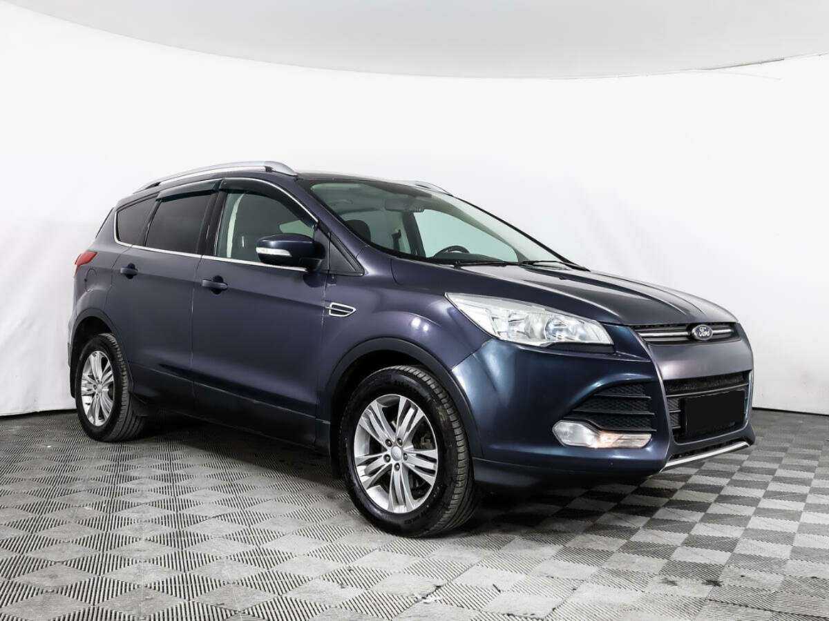 Ford Kuga с пробегом — 2014 год. Фото: #2