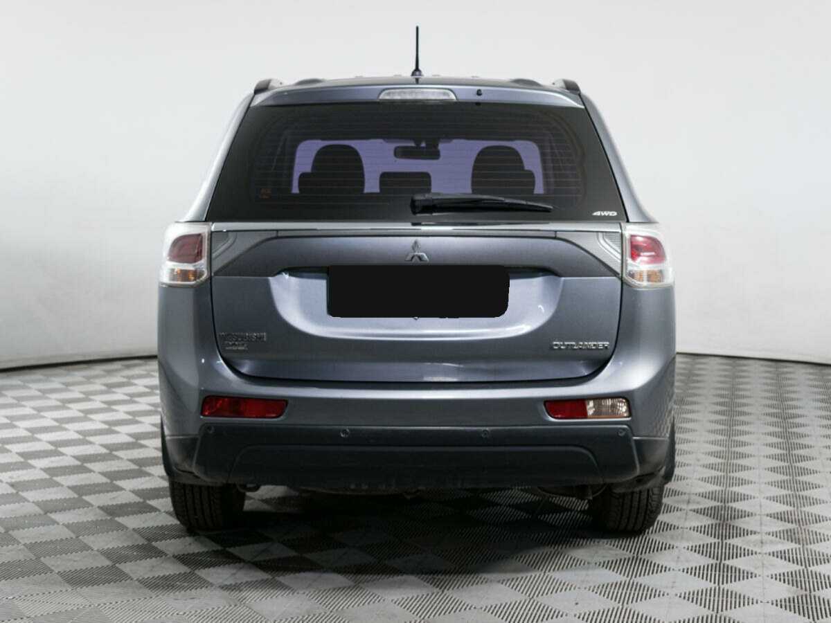 Mitsubishi Outlander с пробегом — 2012 год. Фото: #5