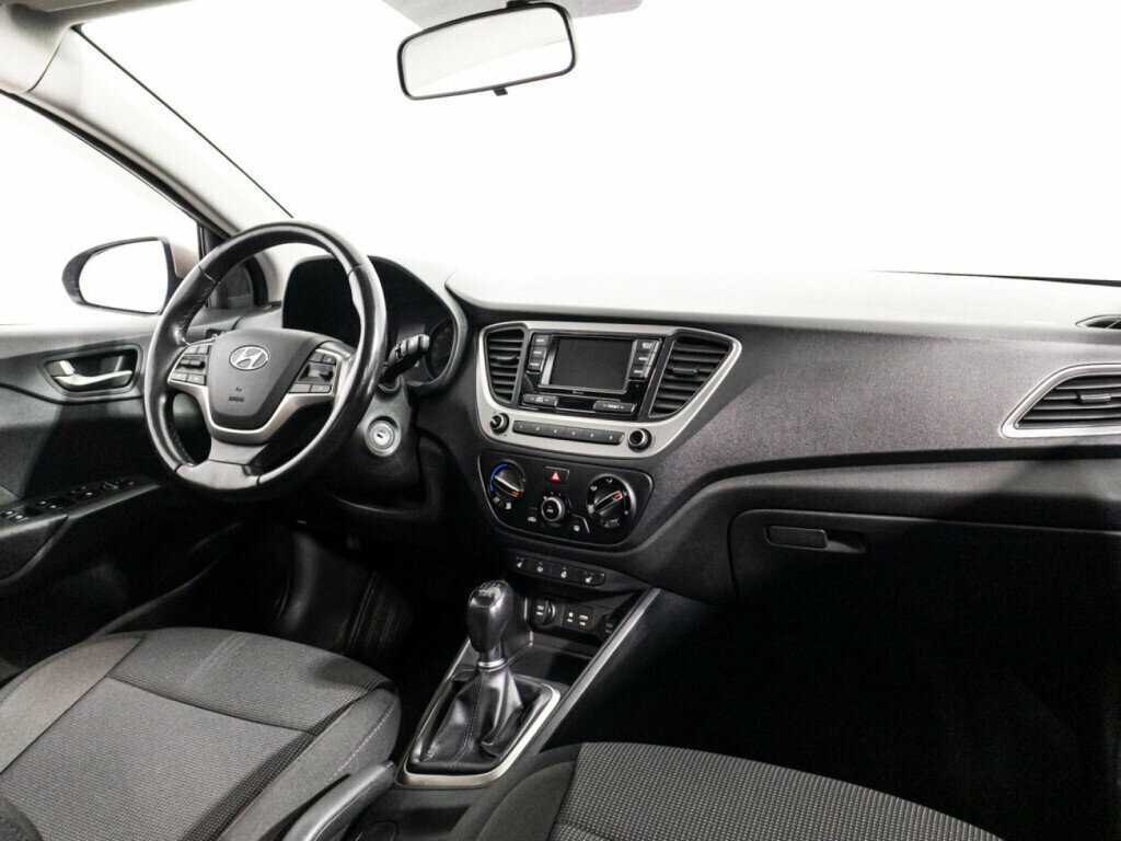 Hyundai Solaris с пробегом — 2018 год. Фото: #8