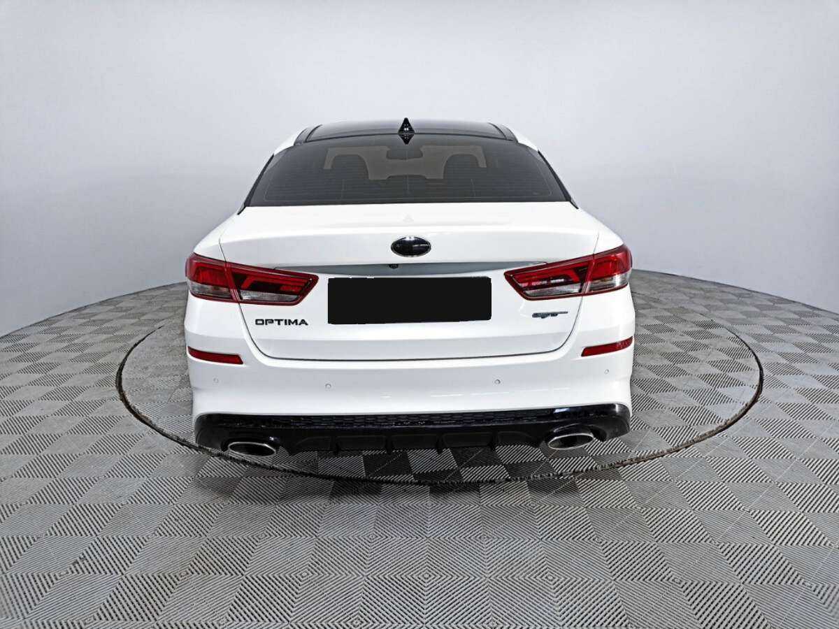 Kia Optima с пробегом — 2018 год. Фото: #5
