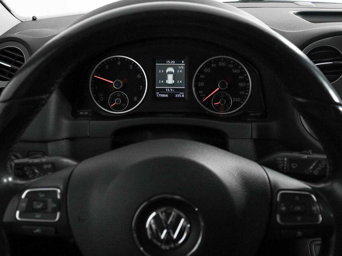Volkswagen Tiguan с пробегом — 2013 год. Фото: #15