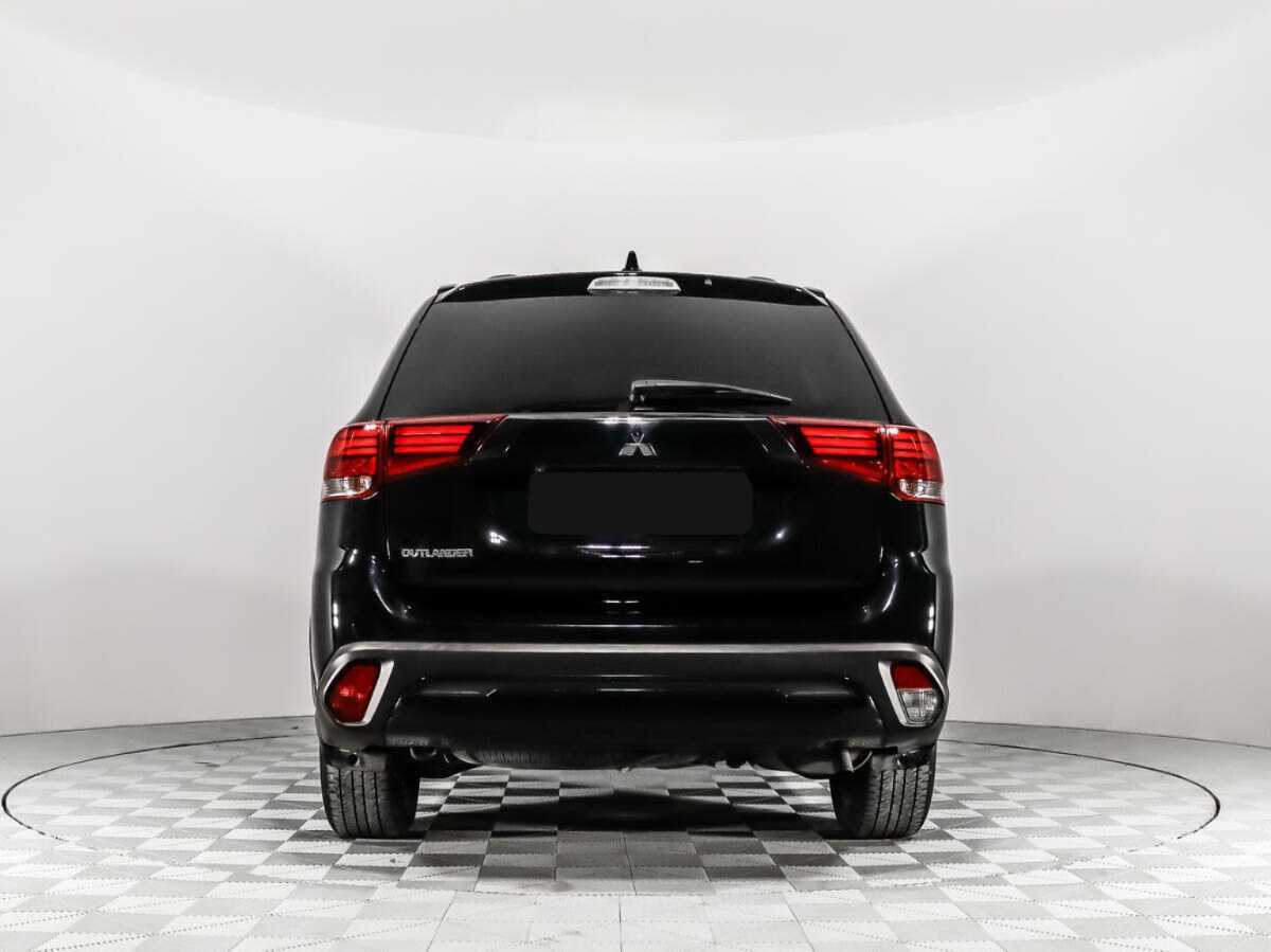 Mitsubishi Outlander с пробегом — 2021 год. Фото: #5