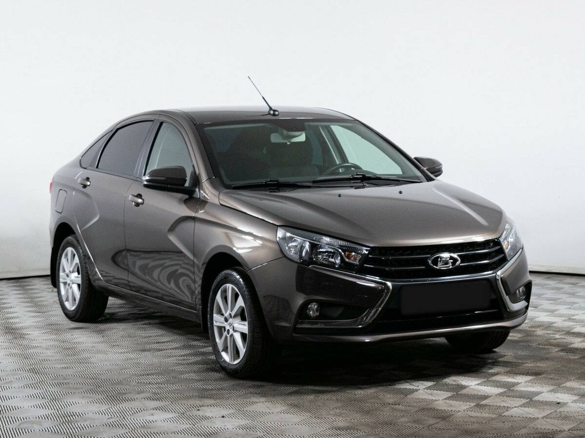 Lada (ВАЗ) Vesta с пробегом — 2020 год. Фото: #2