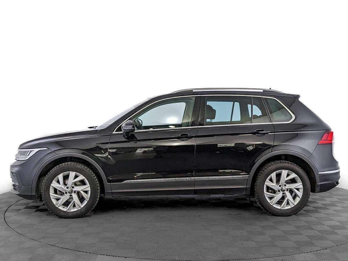 Volkswagen Tiguan с пробегом — 2021 год. Фото: #7