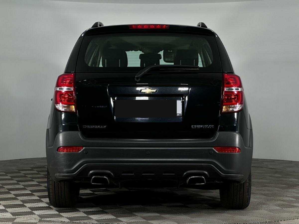 Chevrolet Captiva с пробегом — 2014 год. Фото: #3