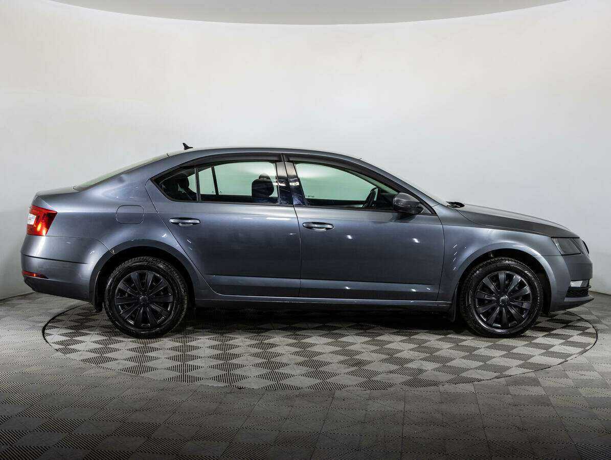 Skoda Octavia с пробегом — 2019 год. Фото: #3