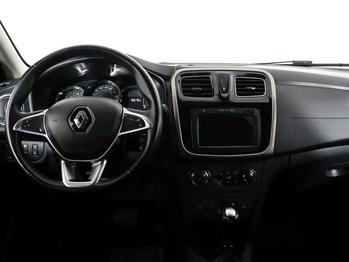 Renault Sandero с пробегом — 2020 год. Фото: #9
