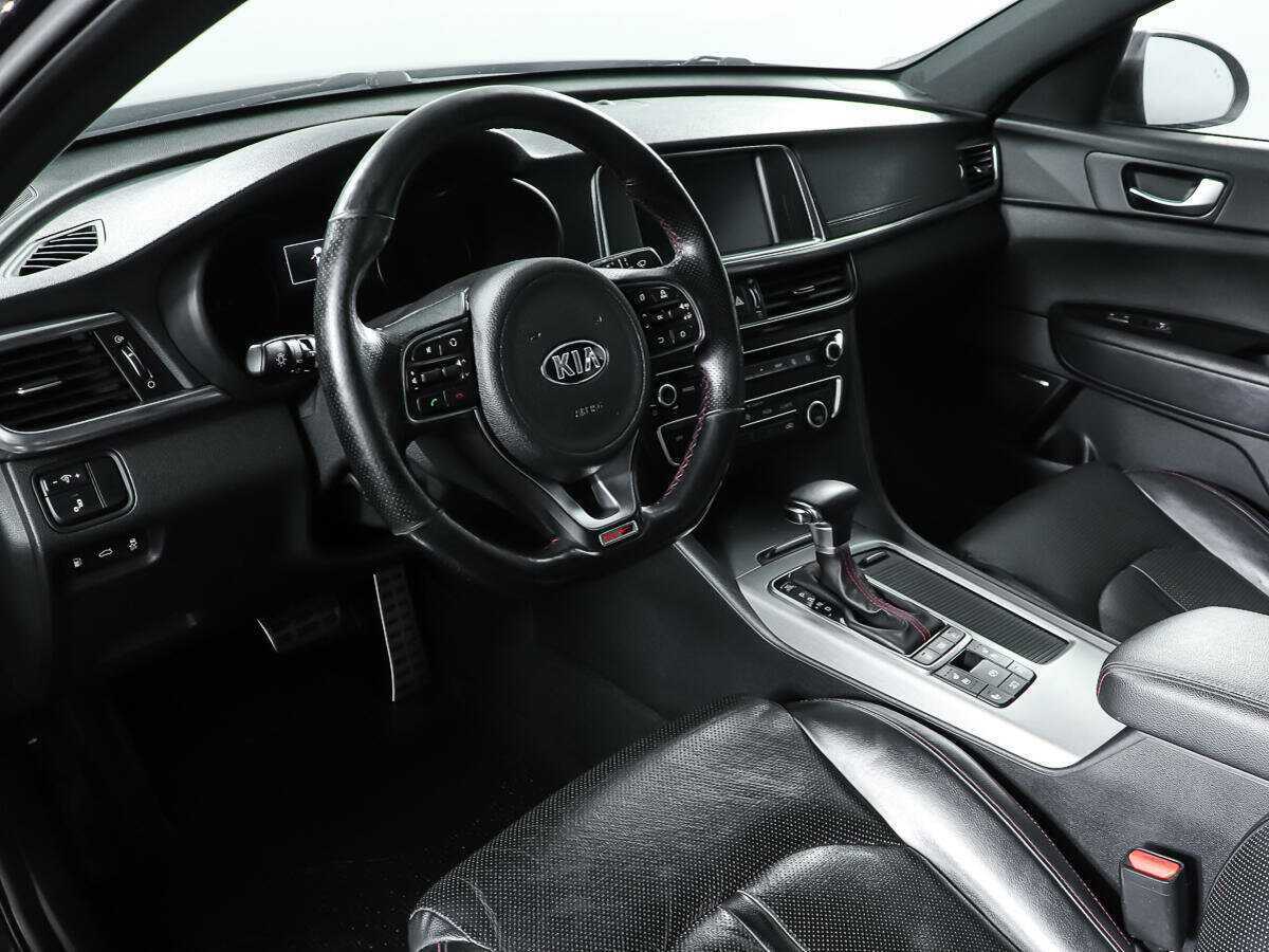 Kia Optima с пробегом — 2016 год. Фото: #11