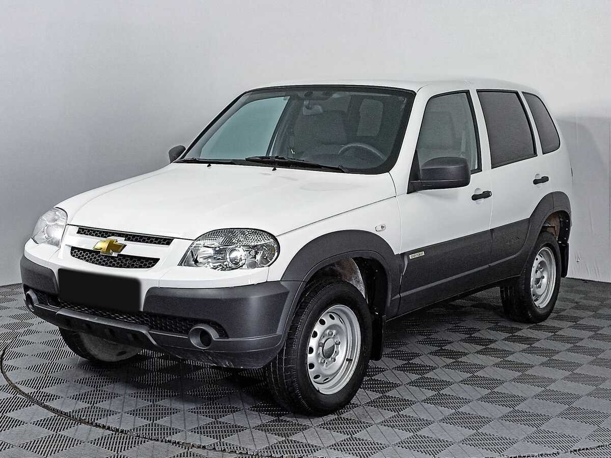 Chevrolet Niva с пробегом — 2016 год. Фото: #0