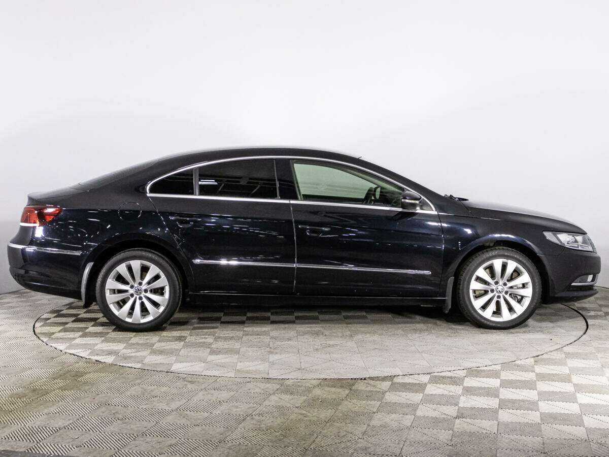Volkswagen Passat CC с пробегом — 2012 год. Фото: #3