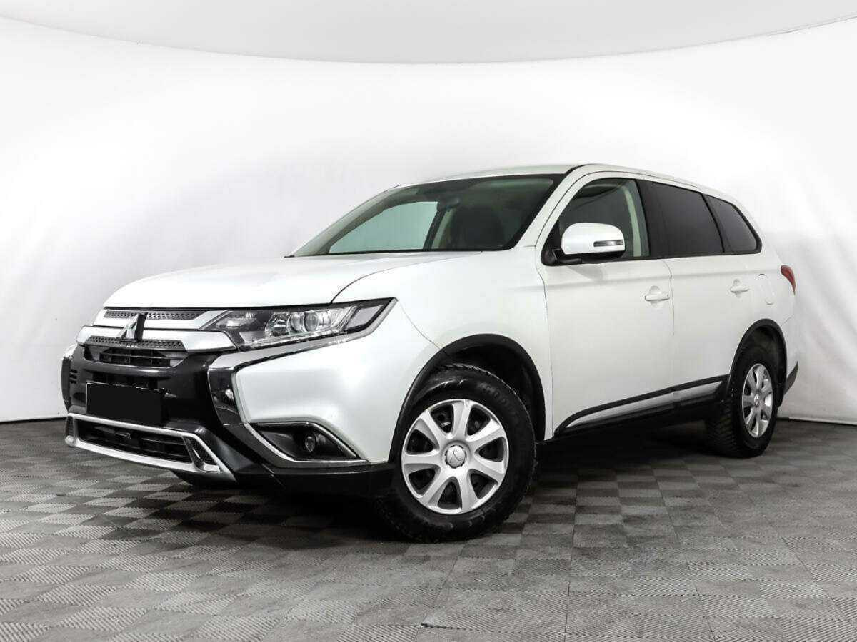 Mitsubishi Outlander с пробегом — 2018 год. Фото: #0
