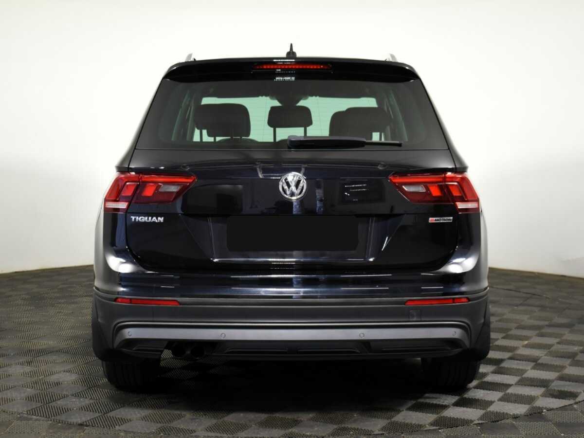 Volkswagen Tiguan с пробегом — 2018 год. Фото: #4