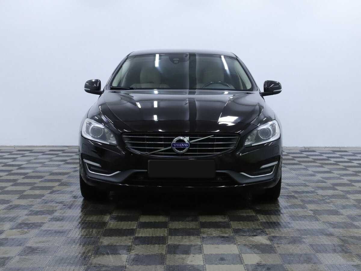 Volvo S60 с пробегом — 2014 год. Фото: #1