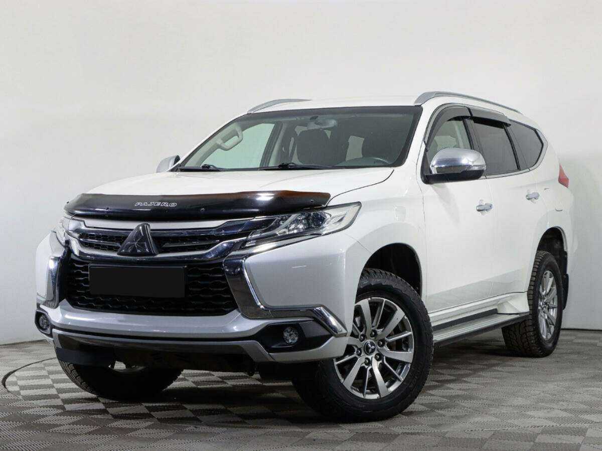 Mitsubishi Pajero Sport с пробегом — 2018 год. Посмотреть фото