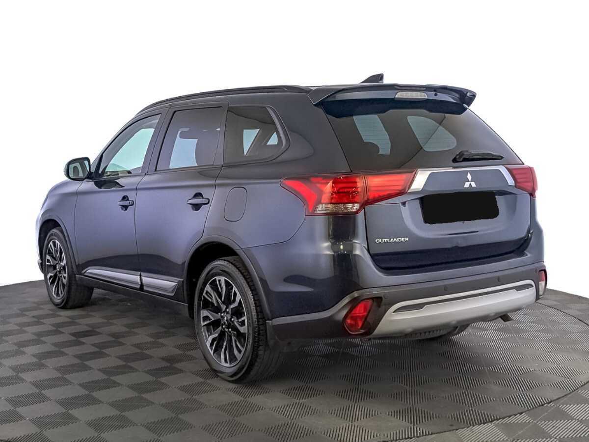 Mitsubishi Outlander с пробегом — 2021 год. Фото: #6