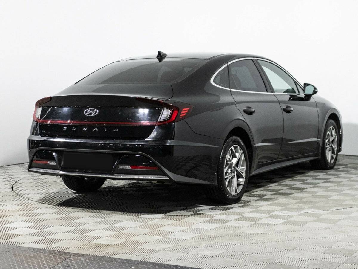 Hyundai Sonata с пробегом — 2021 год. Фото: #4