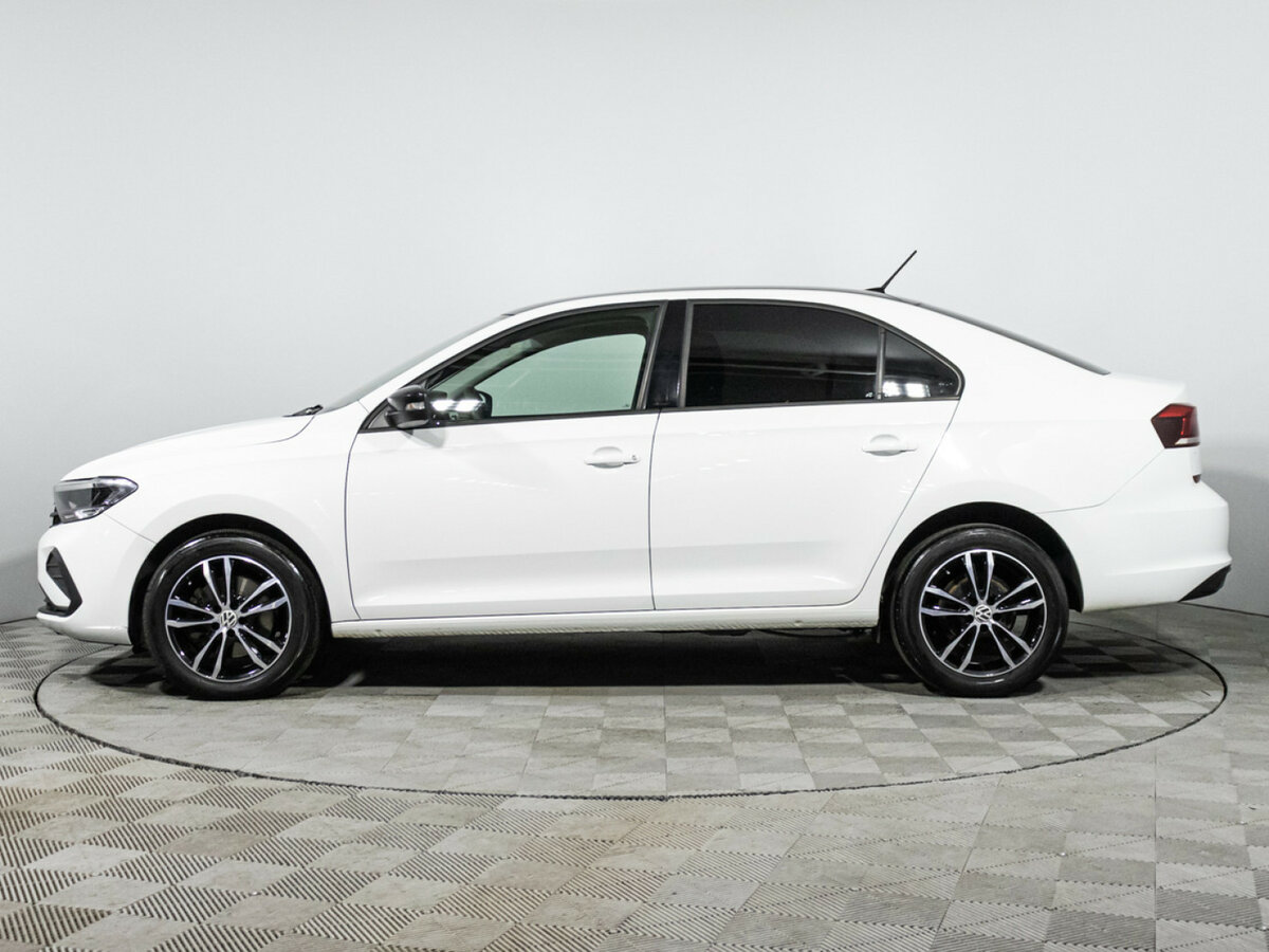 Volkswagen Polo с пробегом — 2021 год. Фото: #7