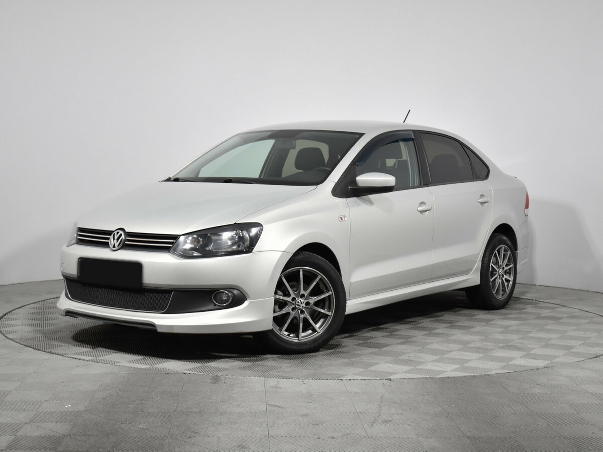 Volkswagen Polo с пробегом — 2014 год. Фото: #0