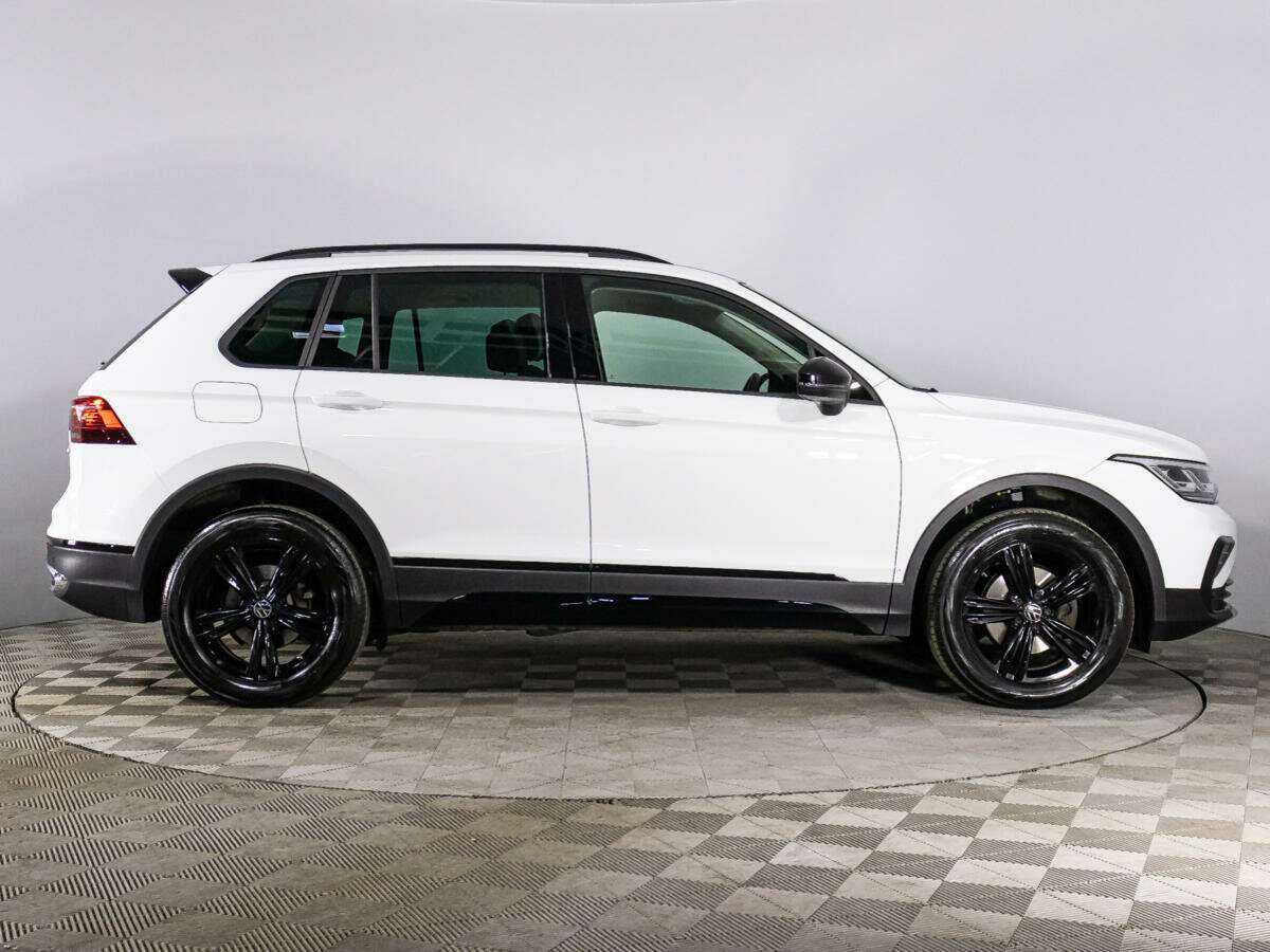 Volkswagen Tiguan с пробегом — 2022 год. Фото: #3