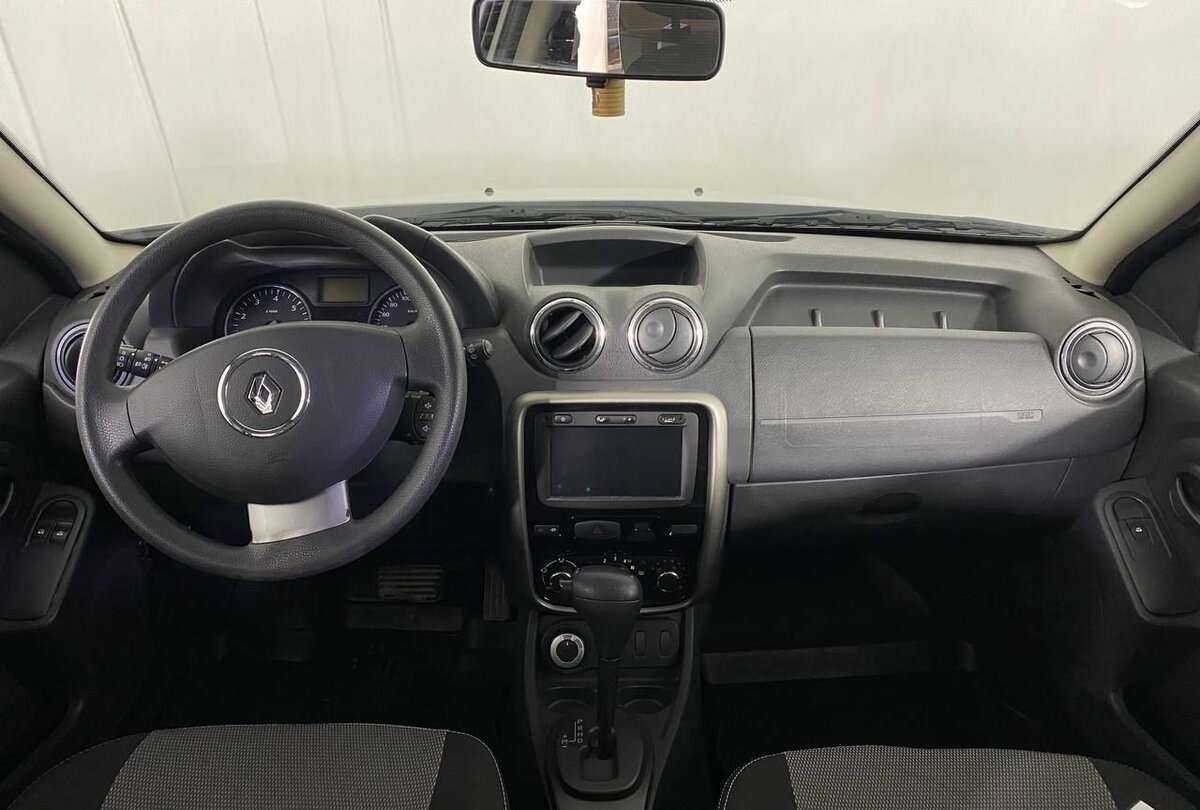 Renault Duster с пробегом — 2014 год. Фото: #10