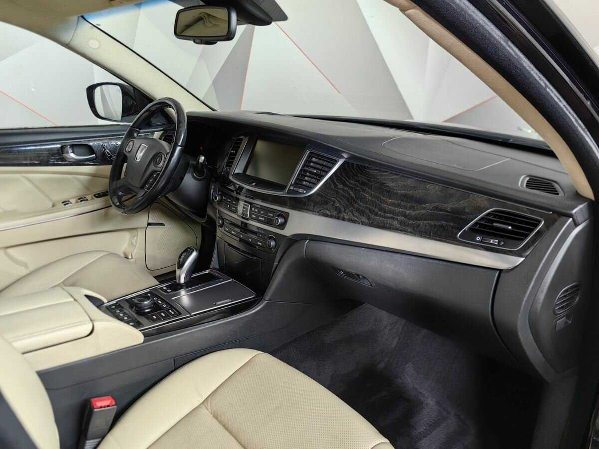 Hyundai Equus с пробегом — 2013 год. Фото: #8