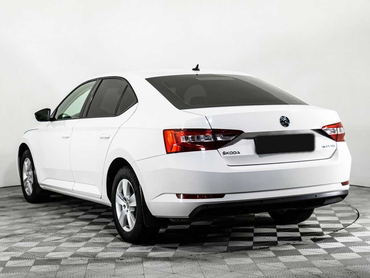Skoda Superb с пробегом — 2018 год. Фото: #5