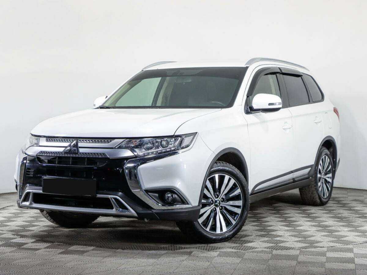 Mitsubishi Outlander с пробегом — 2021 год. Посмотреть фото