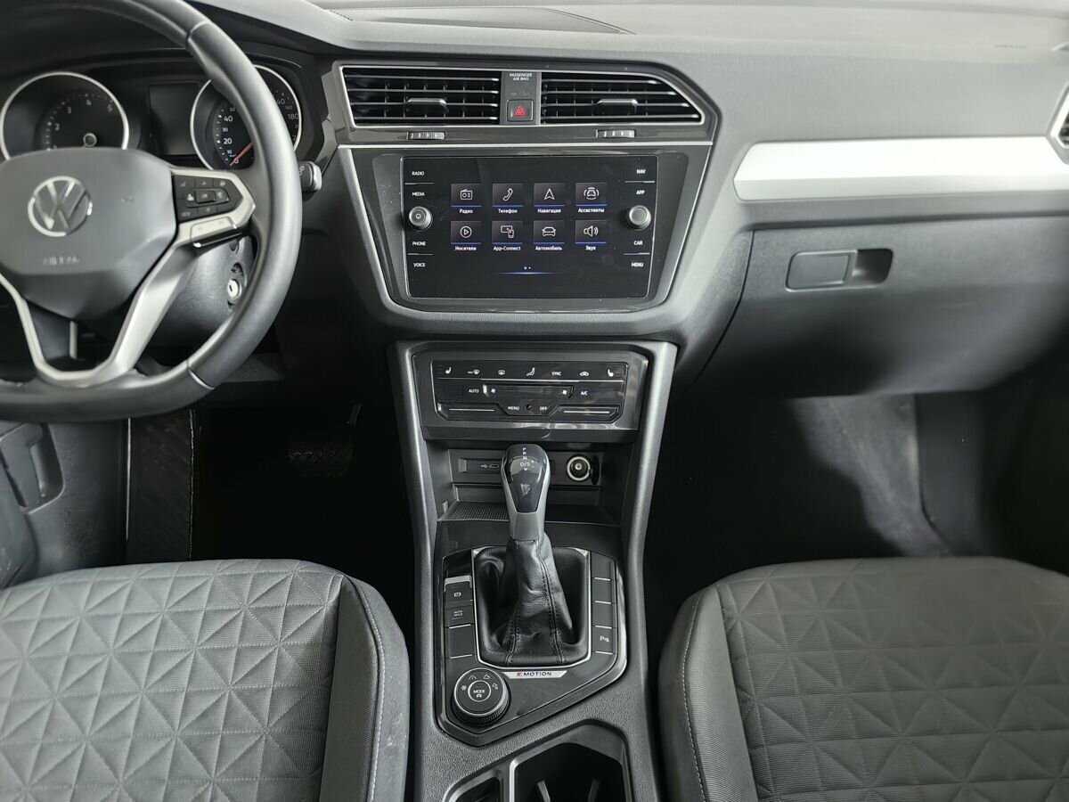 Volkswagen Tiguan с пробегом — 2021 год. Фото: #10