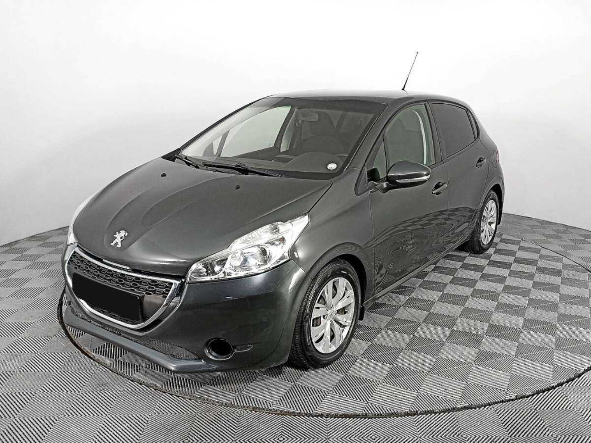 Peugeot 208 с пробегом — 2013 год. Посмотреть фото