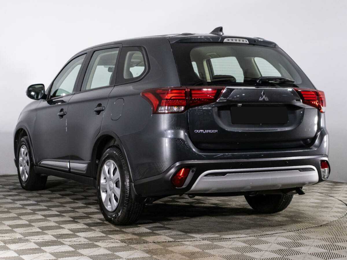 Mitsubishi Outlander с пробегом — 2021 год. Фото: #5