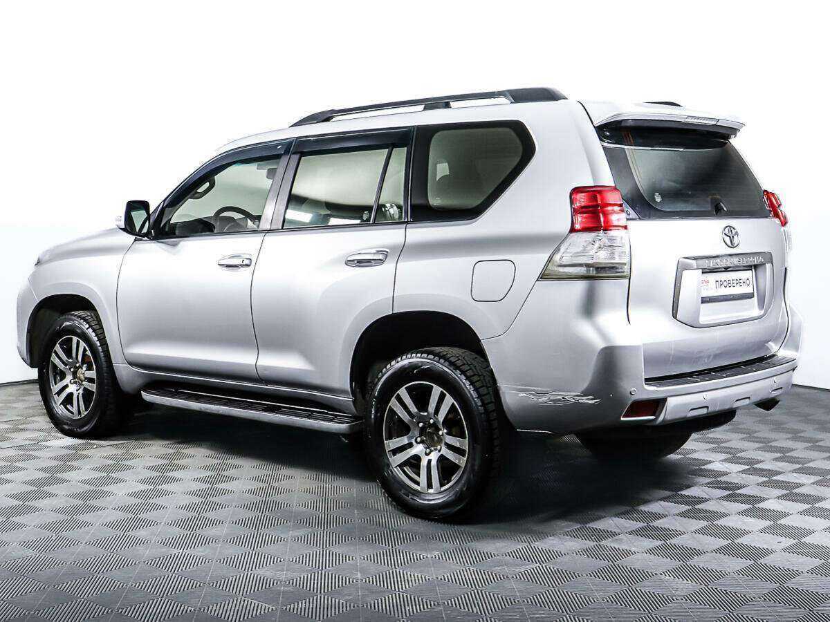 Toyota Land Cruiser Prado с пробегом — 2012 год. Фото: #6
