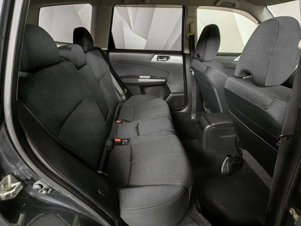 Subaru Forester с пробегом — 2012 год. Фото: #11