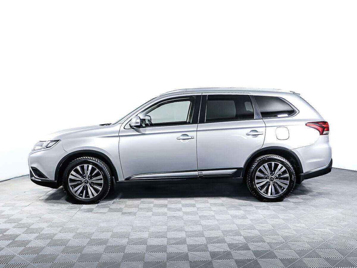 Mitsubishi Outlander с пробегом — 2019 год. Фото: #7